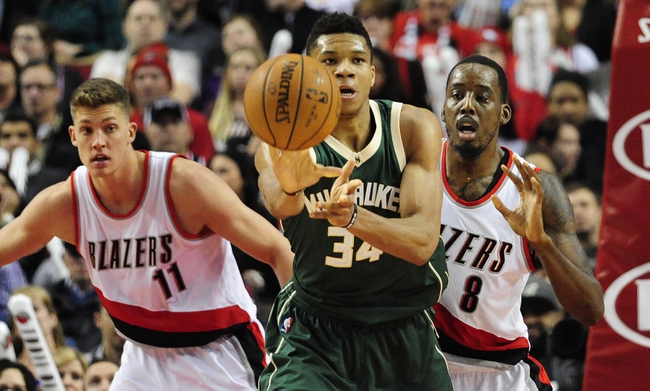 Portland Trail Blazers at Milwaukee Bucks - 12/7/16 NBA ...